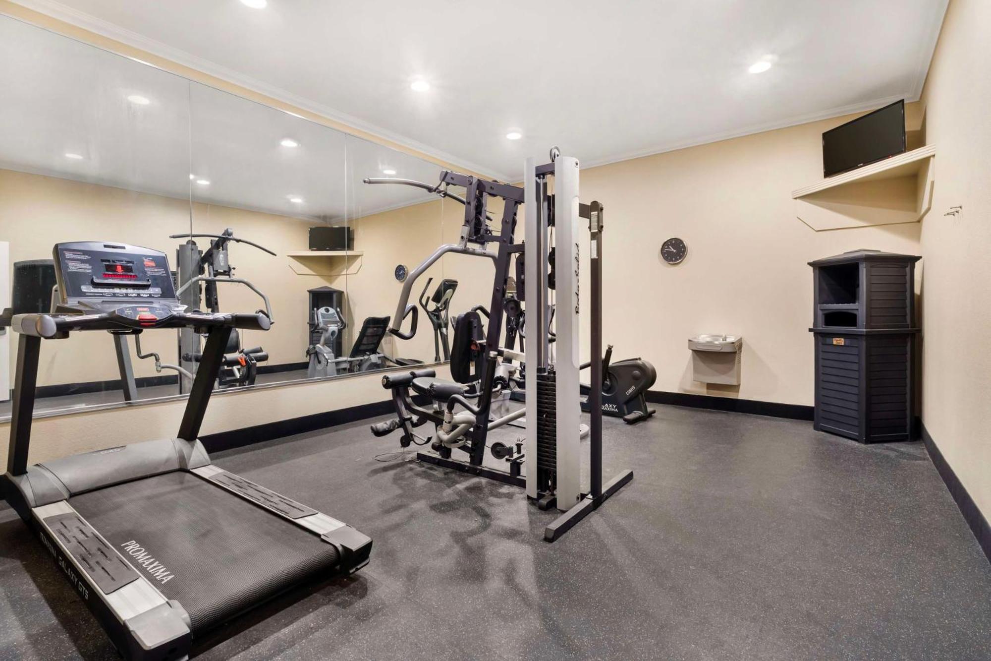 Best Western Hebbronville Inn Bagian luar foto